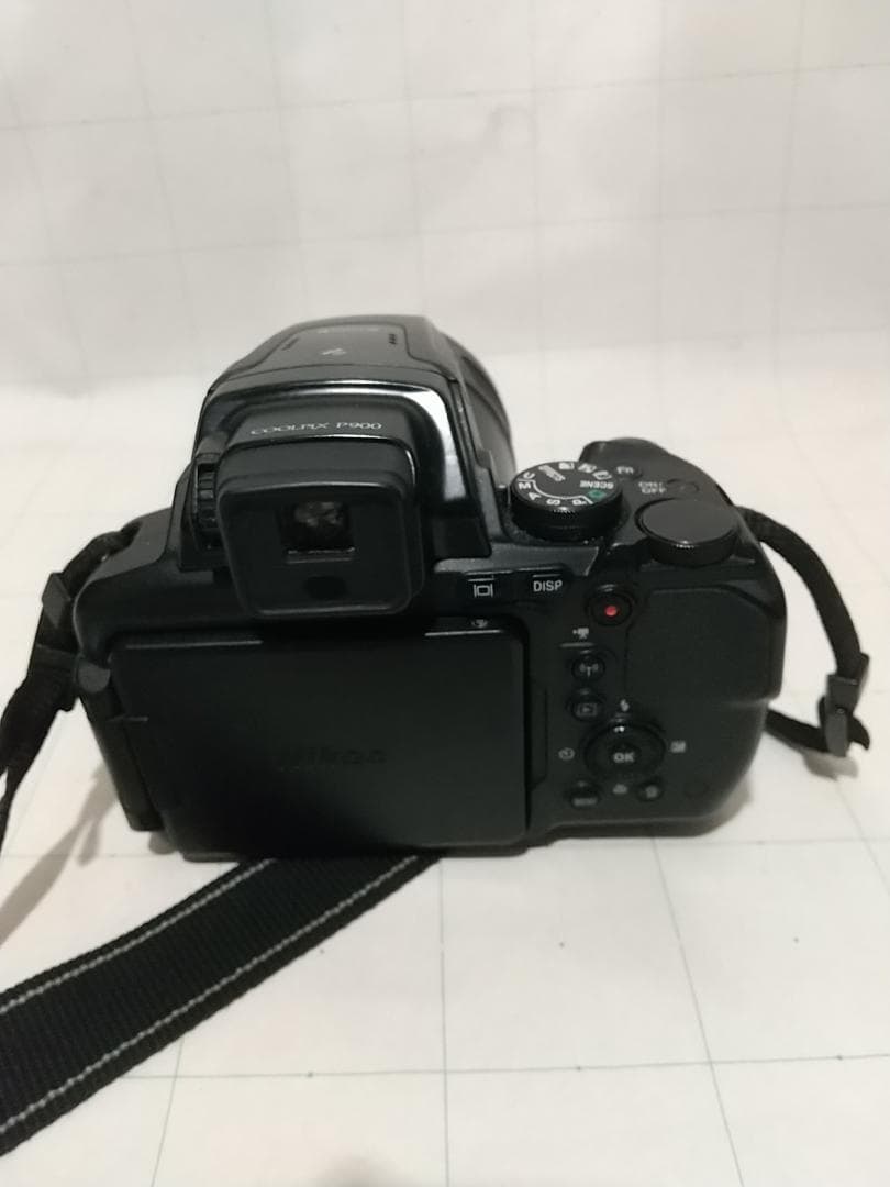 デジタルカメラ Nikon coolpix P900