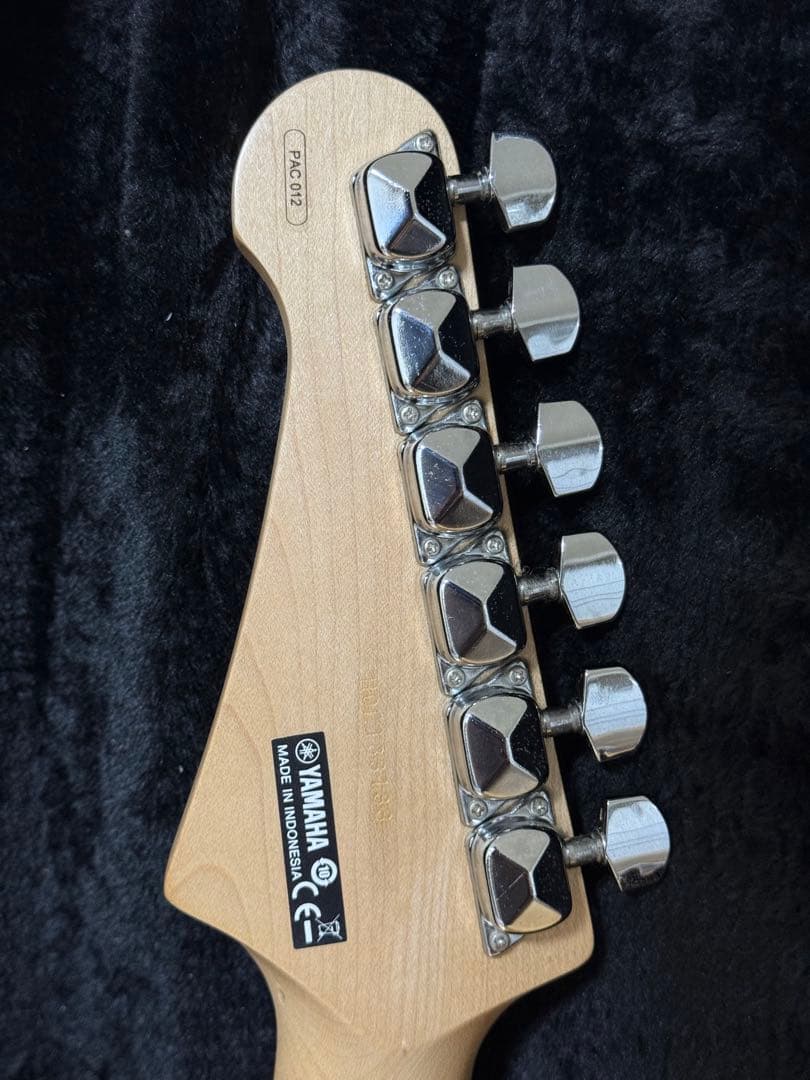 Yamaha PAC 012 エレキギター ブラック