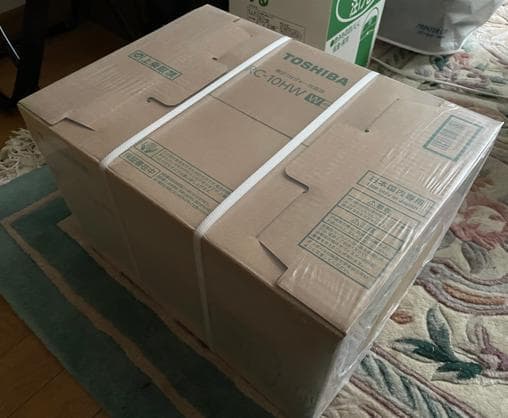 東芝TOSHIBA IH ジャー炊飯器 ホワイ5.5合炊き 新品 RC-10HW