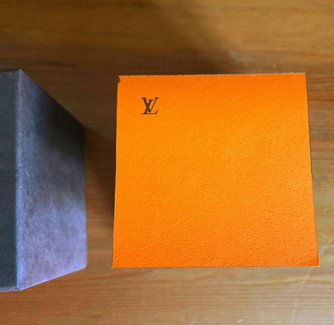 ルイ・ヴィトン 150周年記念キューブメモとギフトボックス