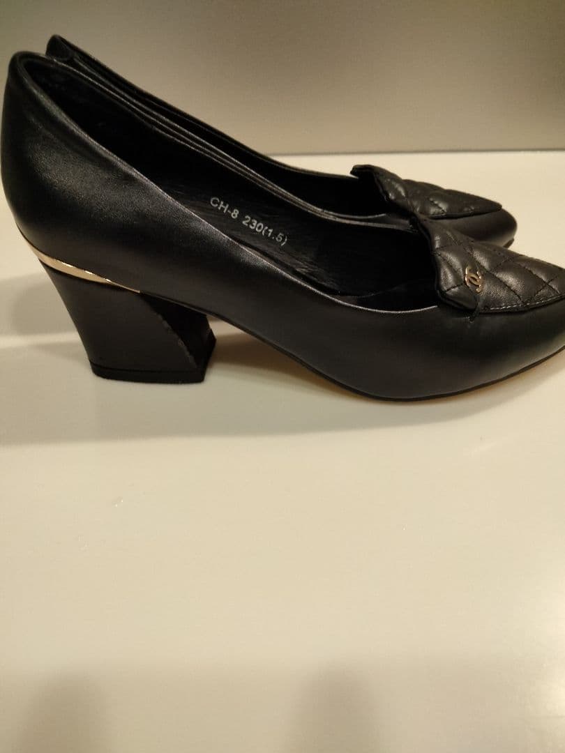 CHANEL ブラック キルティング パンプス
