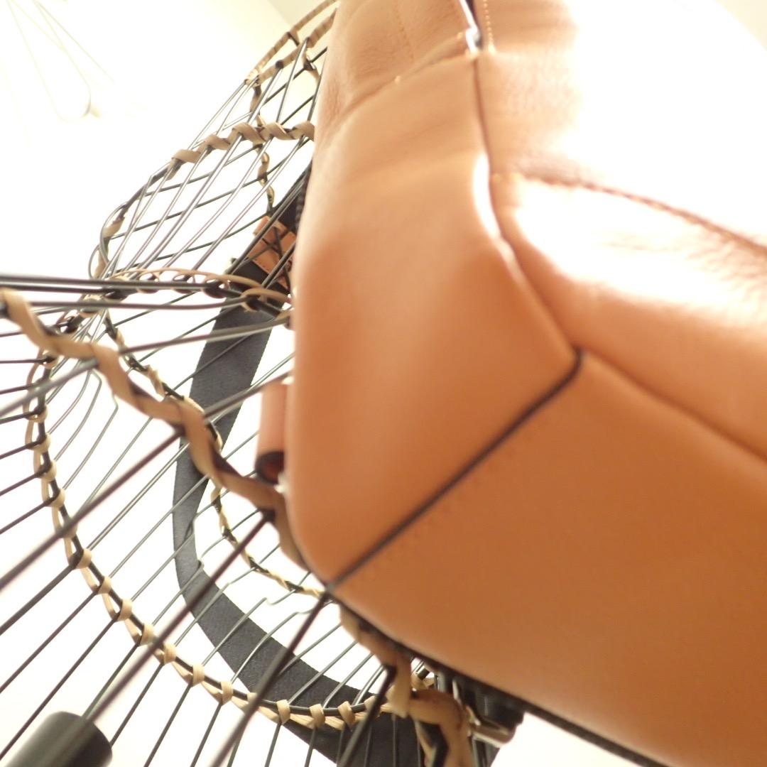 コーチ ボディバッグ ショルダーバッグ オレンジ　美品