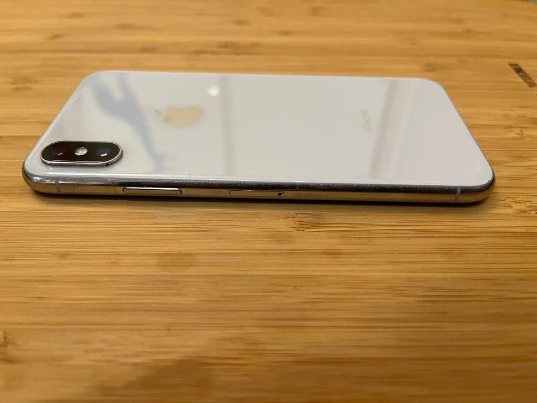 Apple iPhone X 本体64GB 電池100%