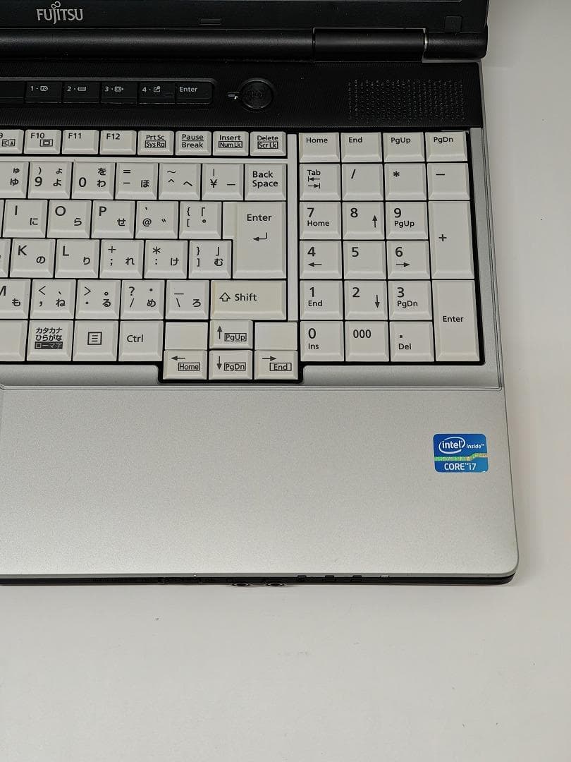 【FUJITSU】爆速 Core i7/新品SSD128GBノートパソコン　E2