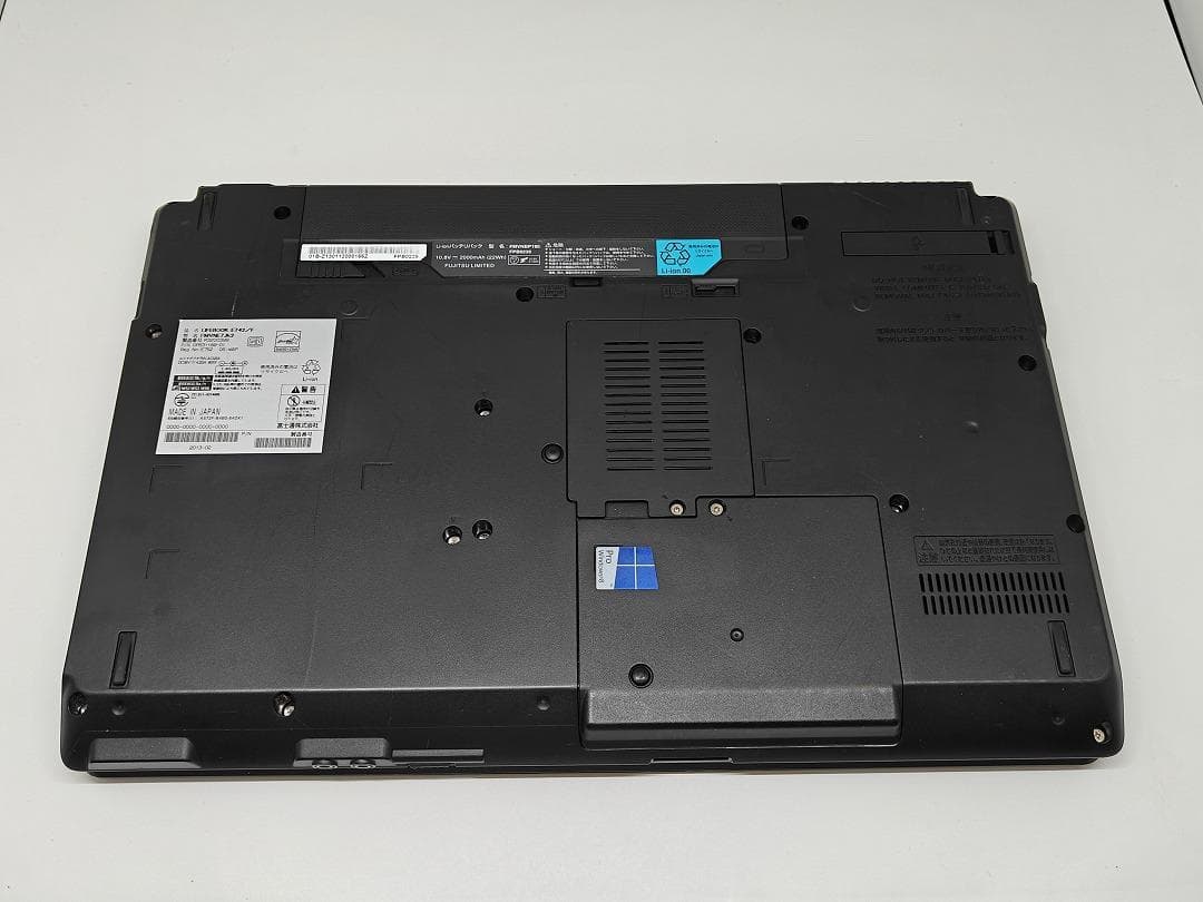 【FUJITSU】爆速 Core i7/新品SSD128GBノートパソコン　E2