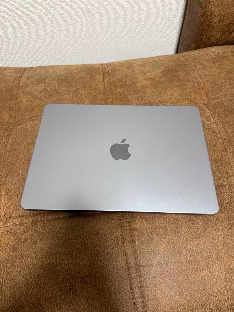 MacBook Air M2 13インチ 8GBメモリ 256GB SSD