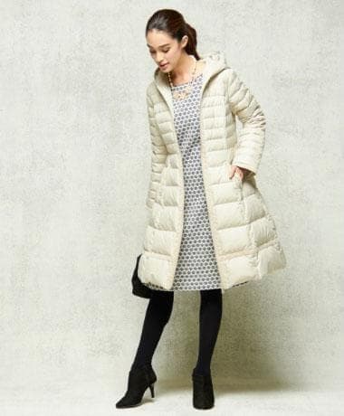 ■専用■美品 トッカ TOCCA 5,7万円 ベルベットダウンコート CC12