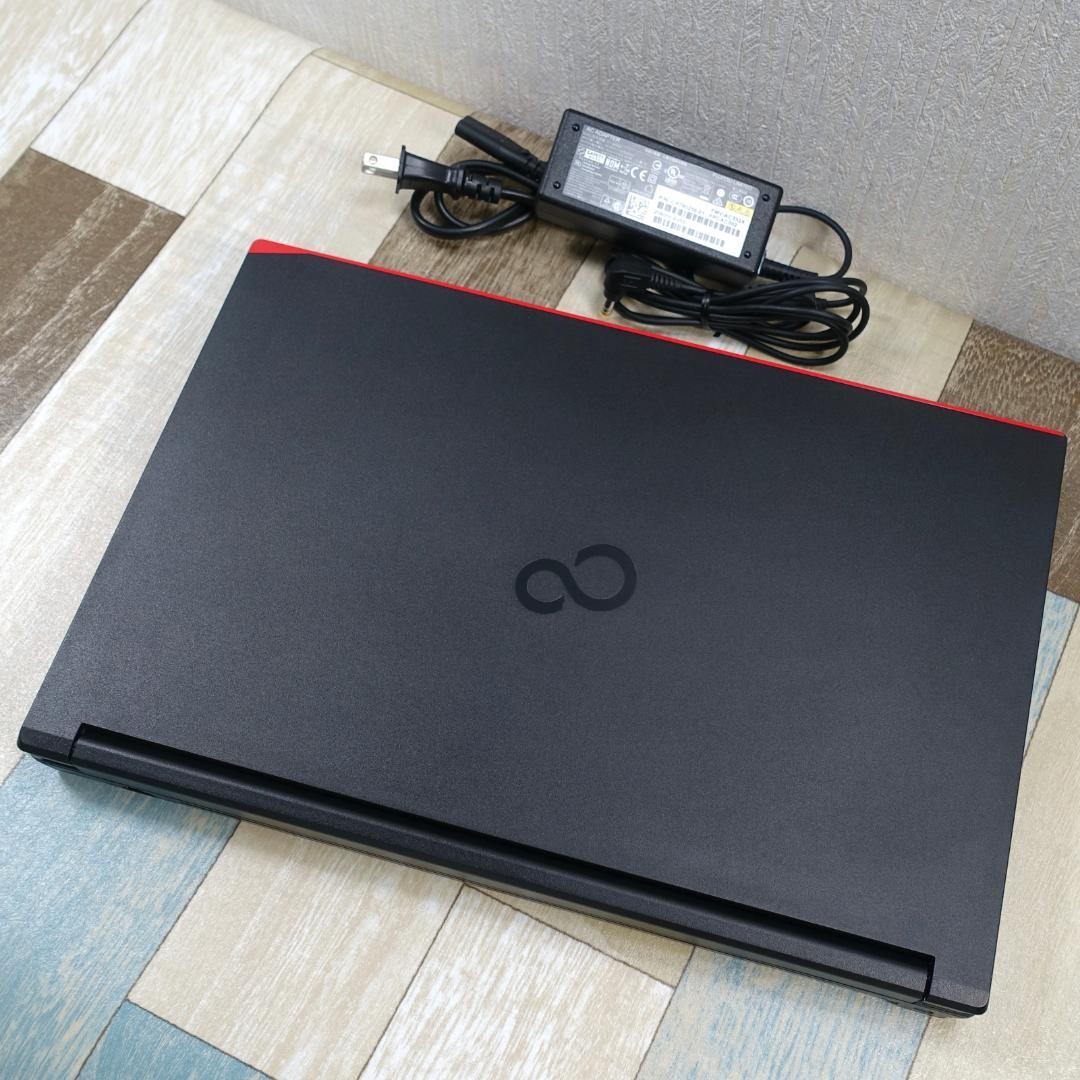 未使用に近いバリ速の２０２２年製✨１２世代ｉ５に超高速ＳＳＤ＆大容量１６Ｇメモリ