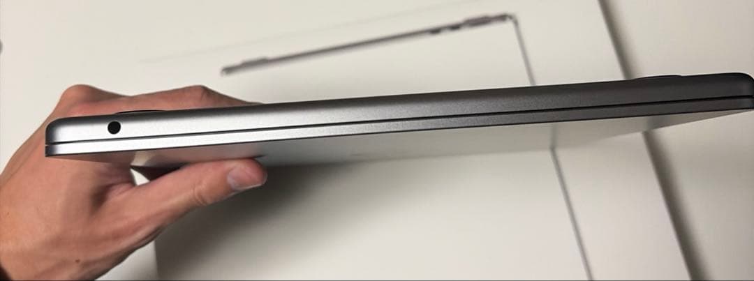 Apple MacBook air M2 13.6インチ16GB 256GB