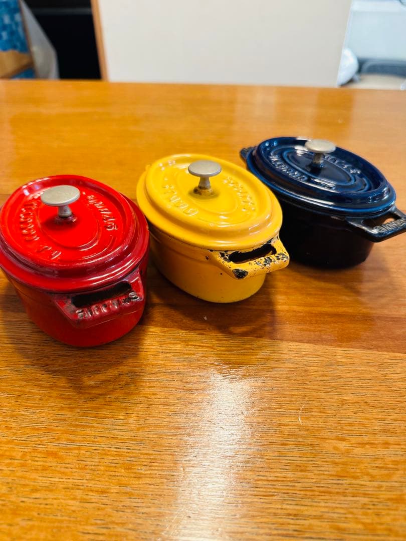 STAUB 11cmCOCOTTE 楕円3色 中古品