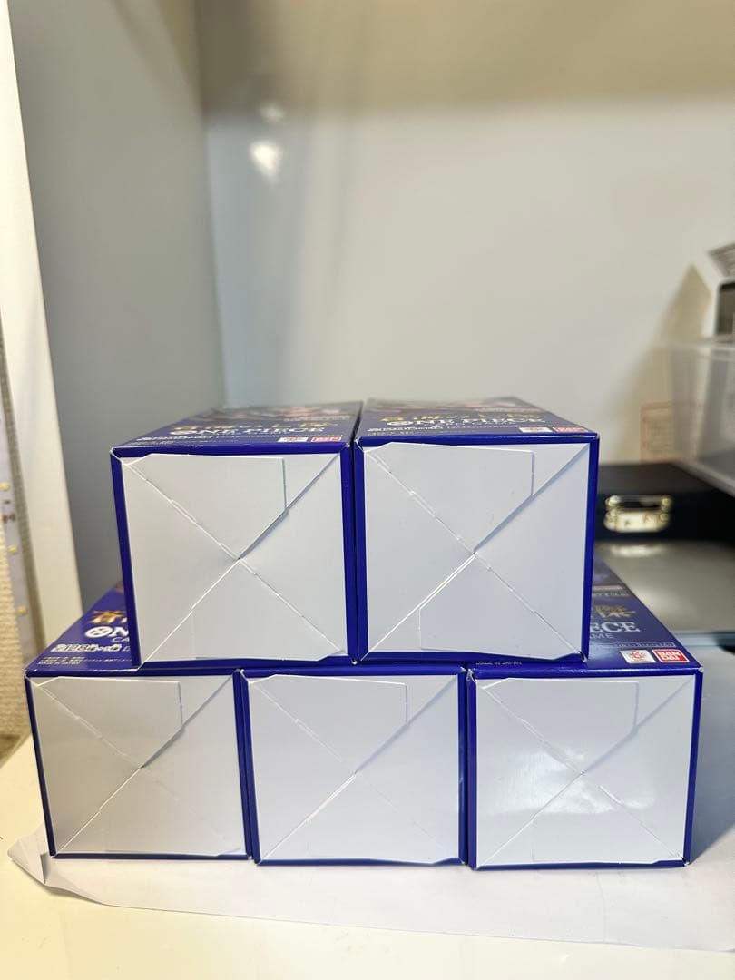 ワンピースカードゲーム 蒼海の七賢 5BOXセット 新品 未開封テープ付き。