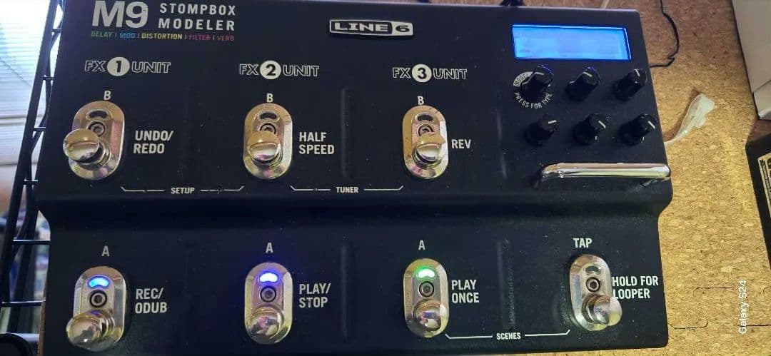 LINE6 M9 Stompbox Modeler 本体　アダプターのみ