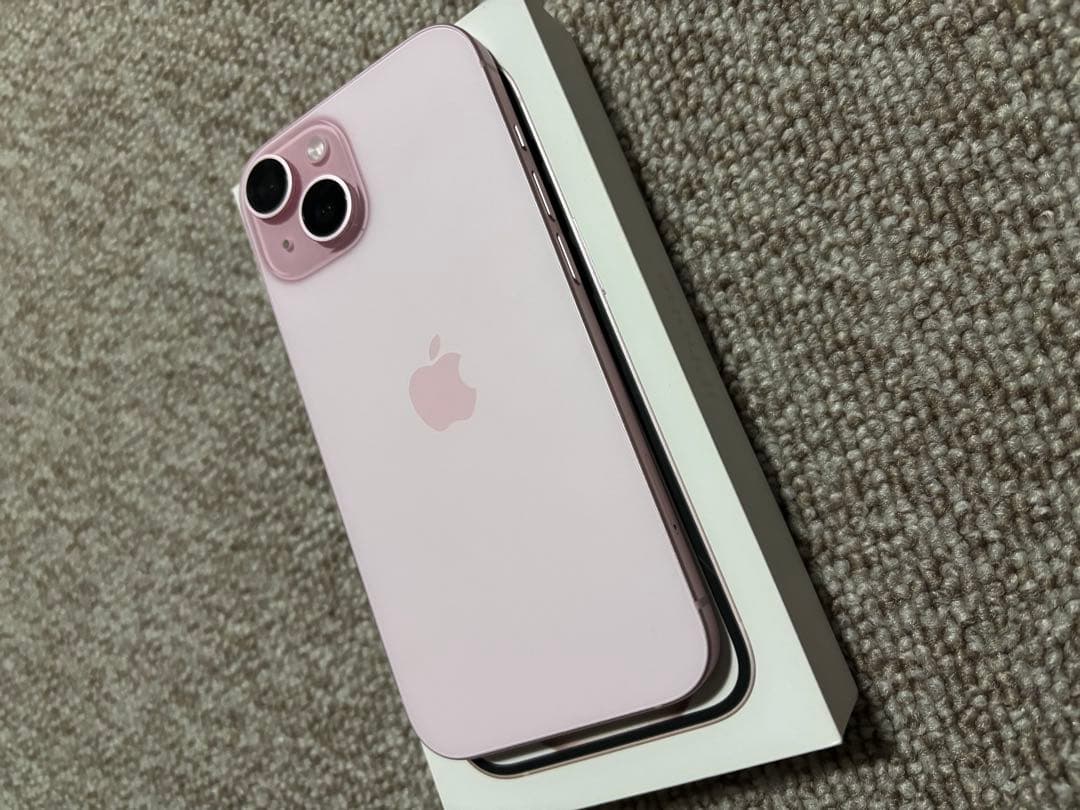 iPhone15 256GB ピンク　SIMフリー