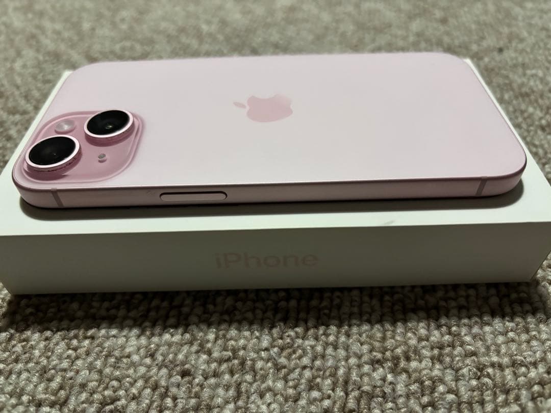 iPhone15 256GB ピンク　SIMフリー