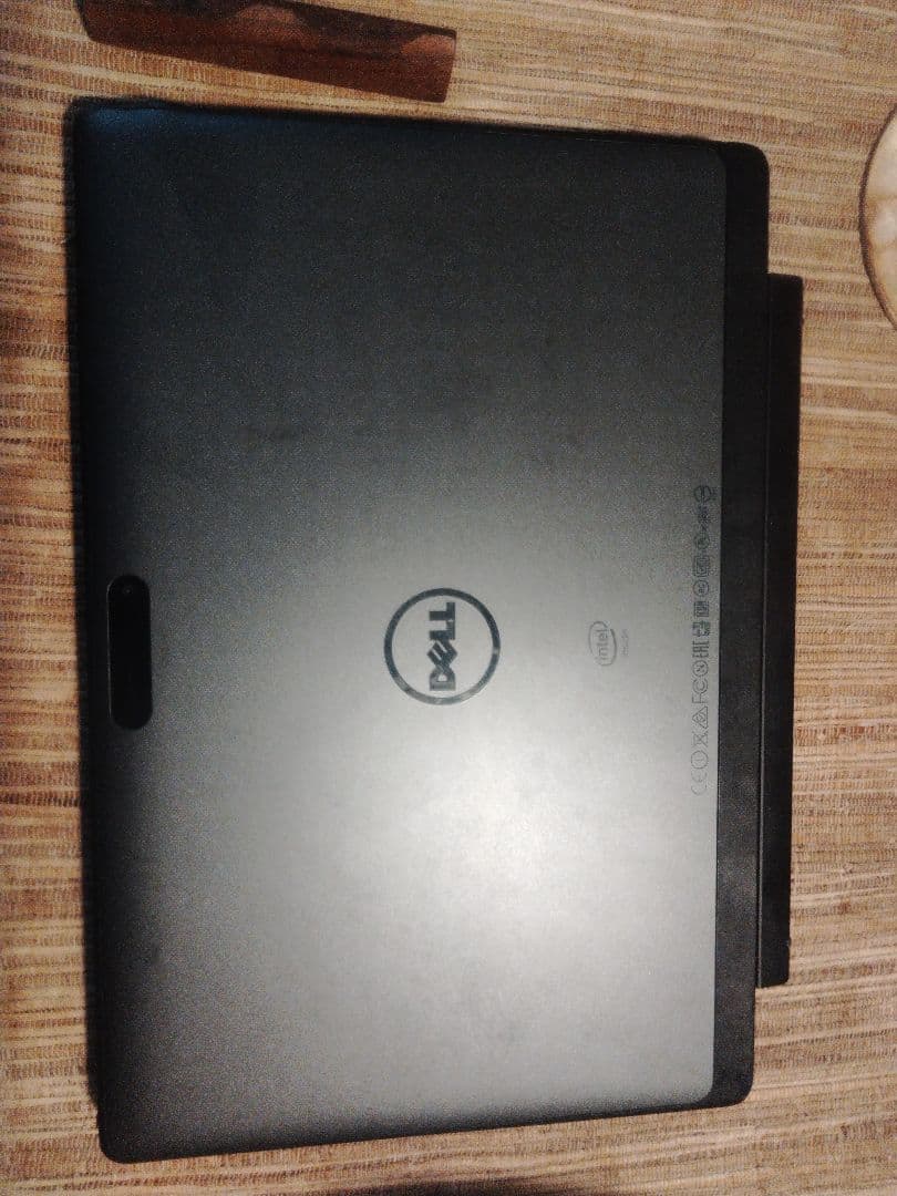 中古 Dell Venue 10 Pro – 5055 2in1 windows