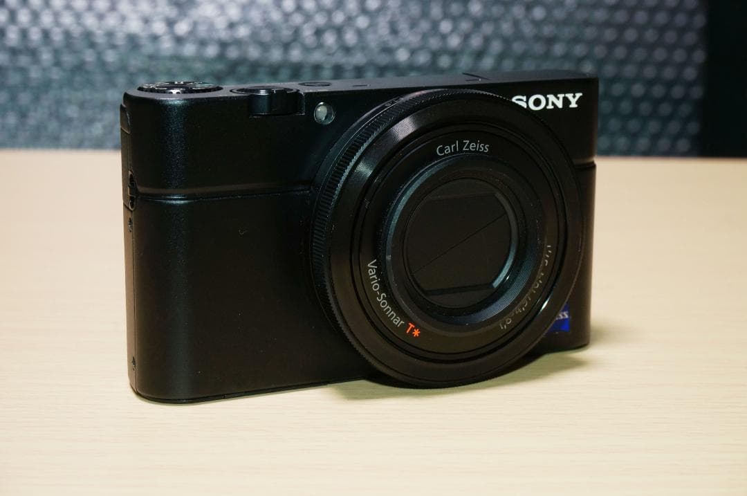 SONY Cyber-shot DSC-RX100 本体