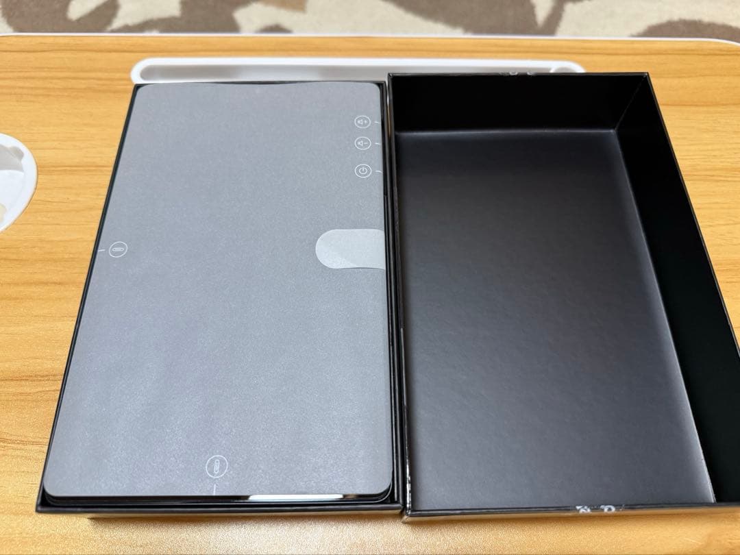 Lenovo Legion Tab Gen3 8.8インチCarrara