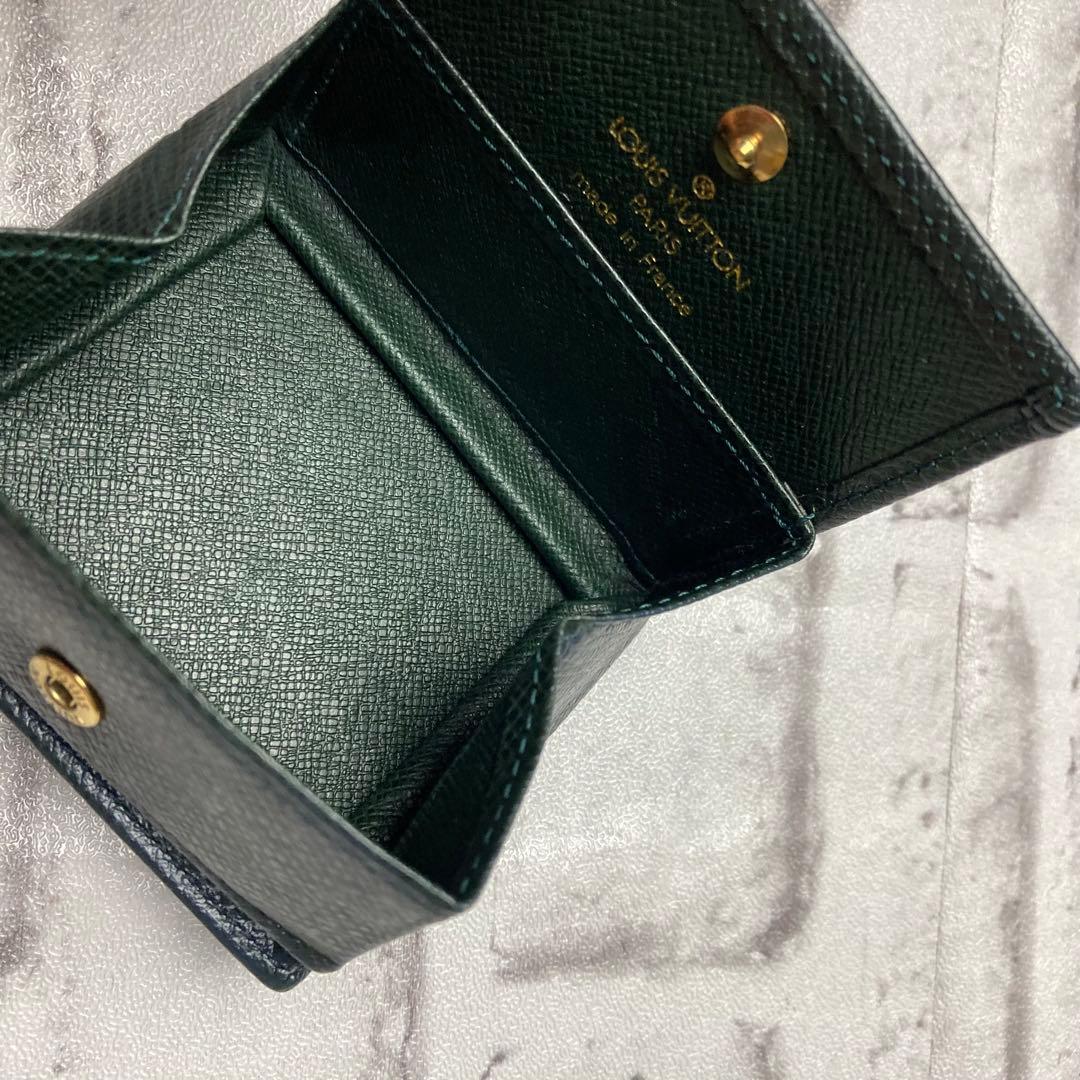 ルイヴィトン☆ケース　タイガ　ポルトモネボワット　小銭入れ　カーキ