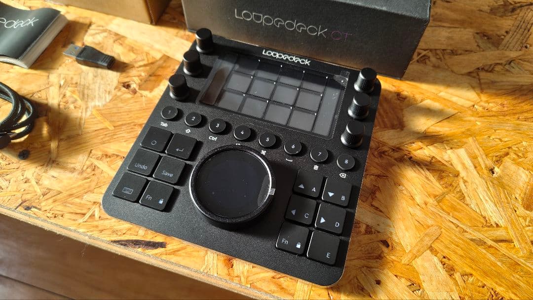 Loupedeck CT 最上位機種 美品 ほぼ未使用