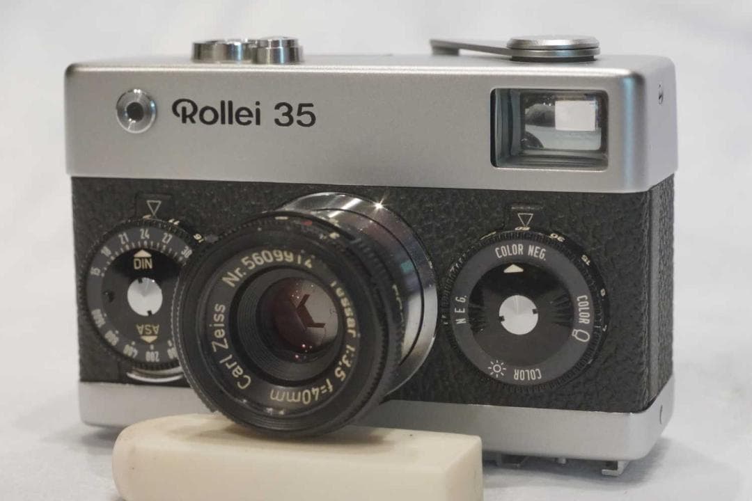 Rollei 35 シンガポール製　テッサー40ミリf/3.5　希少フィルター付