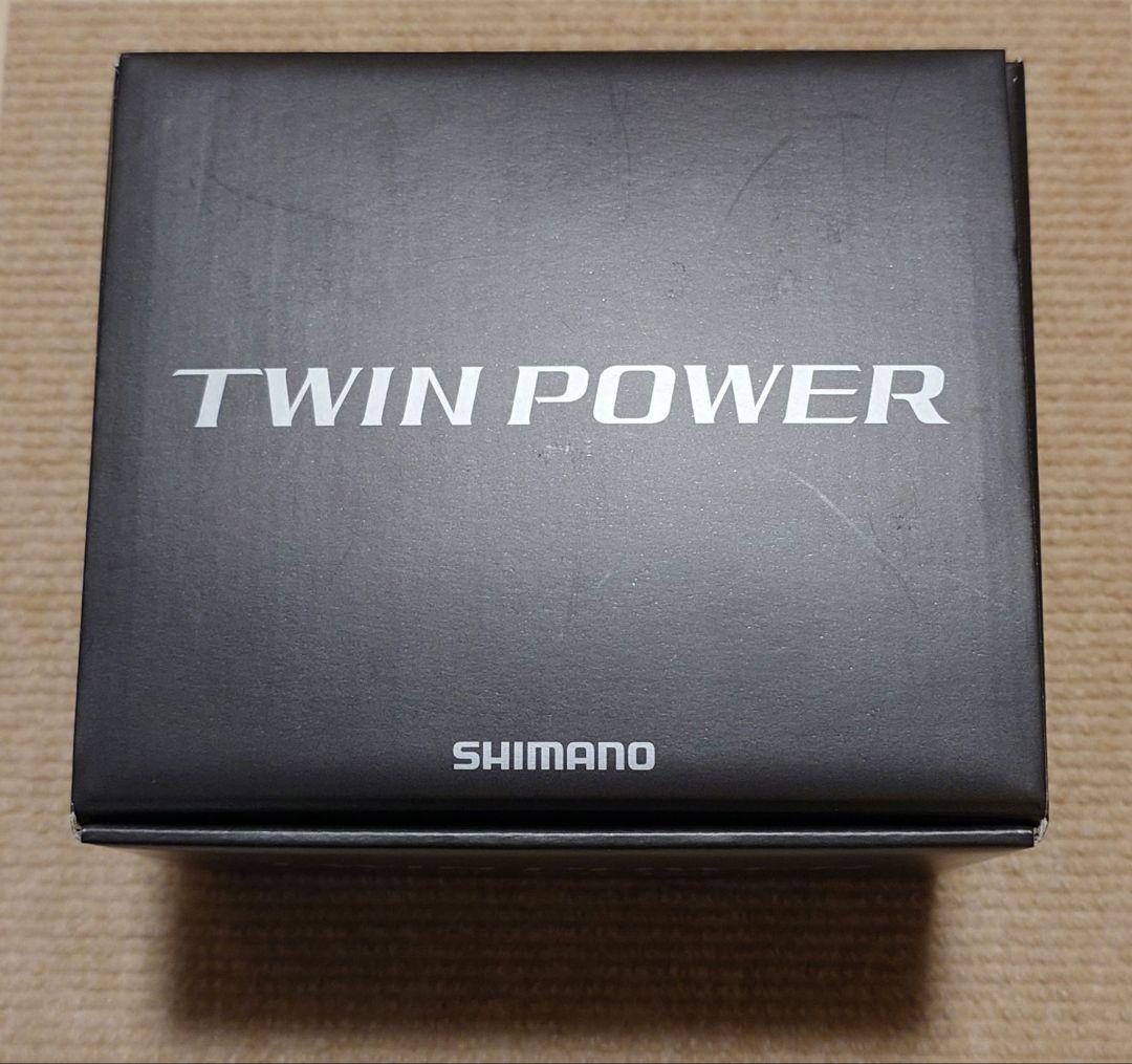 【新品未使用】24ツインパワーC5000XG　シマノ(SHIMANO)
