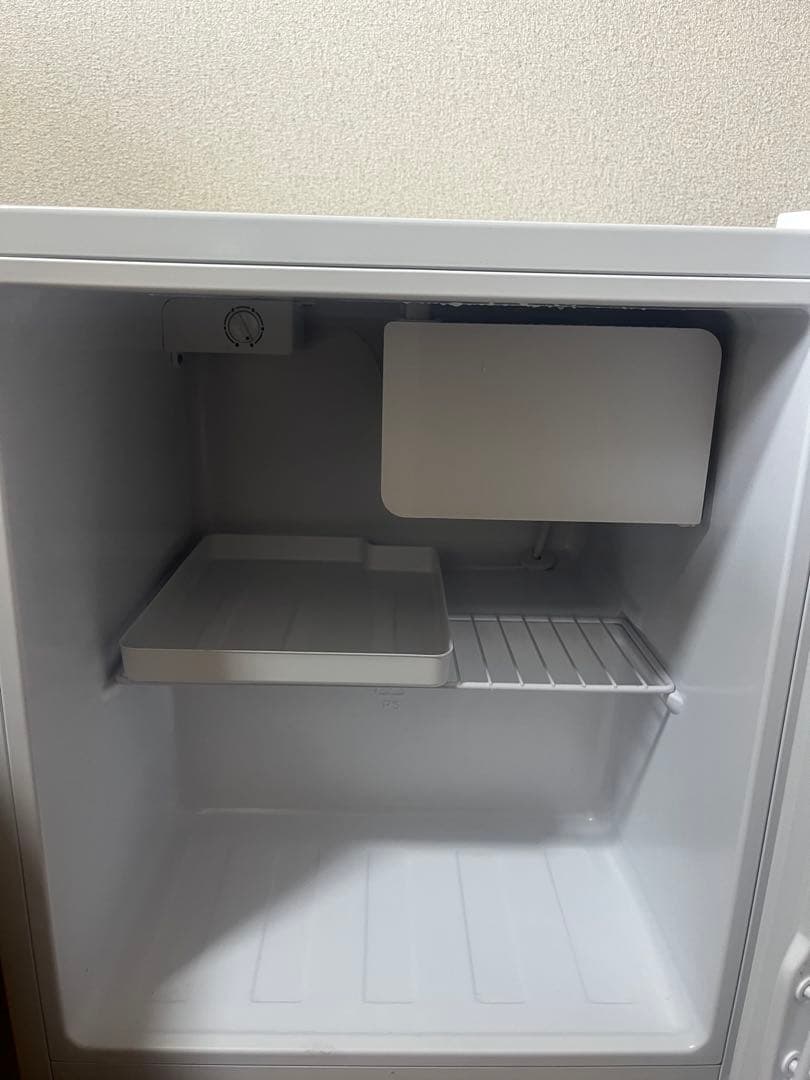 冷蔵庫　送料込み　2025年製　47L　MAXZEN