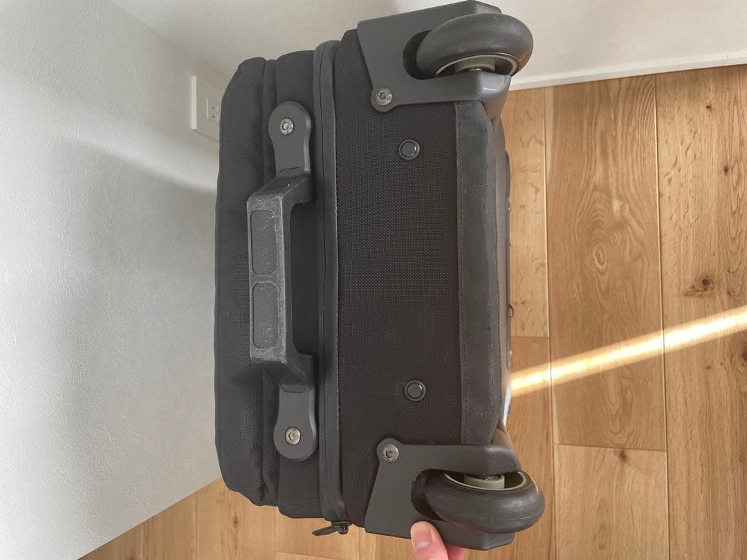 ノースフェイス シャトルローラー　スーツケース