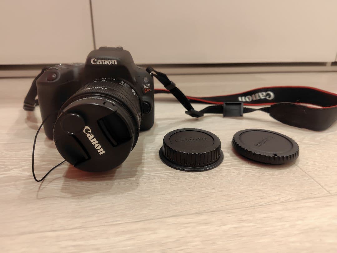 【値下げ】Canon デジタル一眼レフカメラ EOS Kiss X9 ブラック