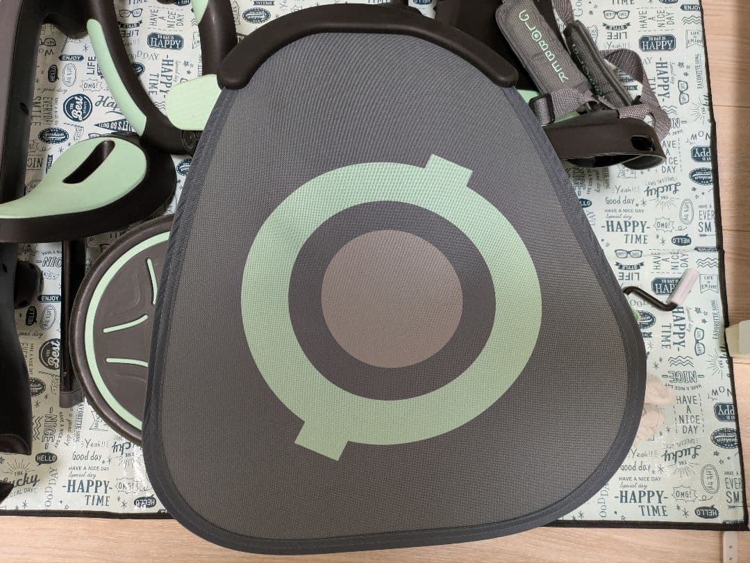 グロッバー　エクストローラートライク4in1 ダッドウェイ限定カラー　　三輪車