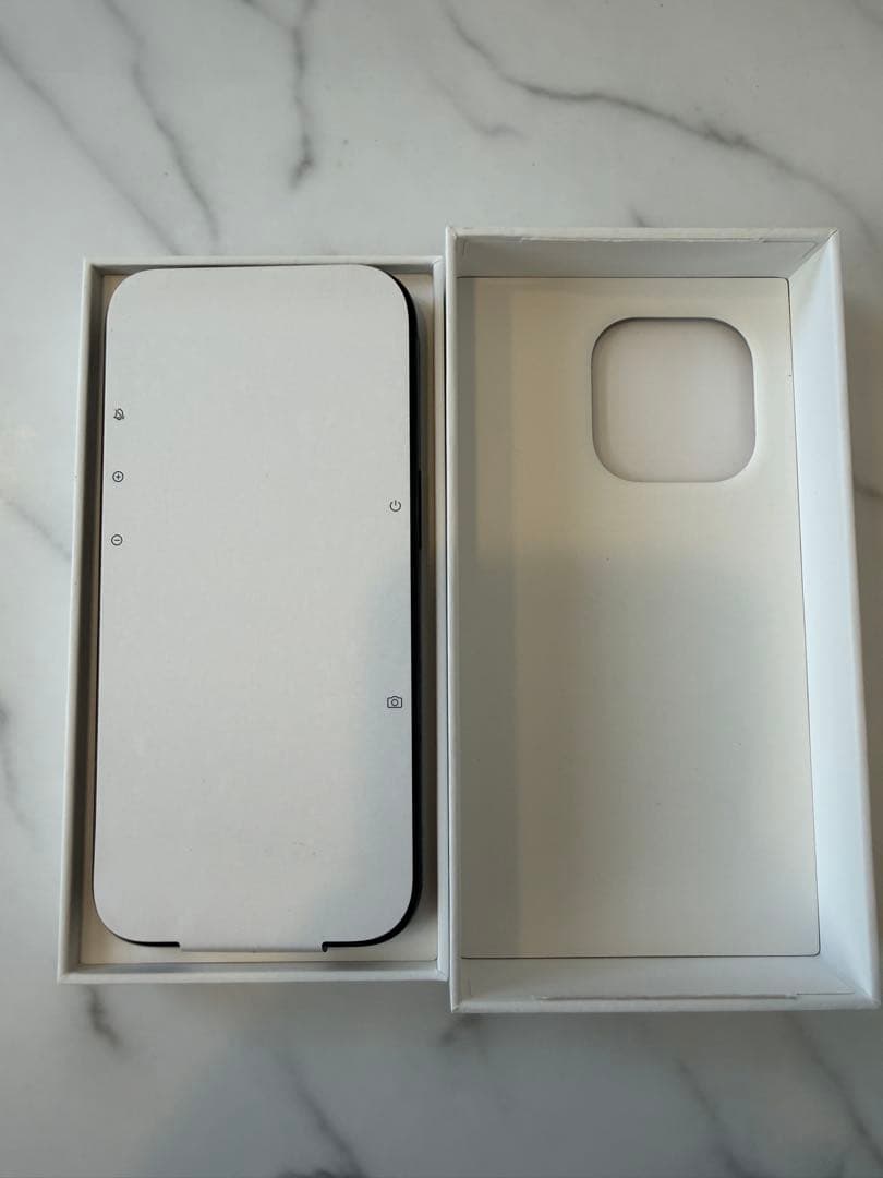 iPhone 16 Pro 256gb 画面割れ不具合なし 極美品