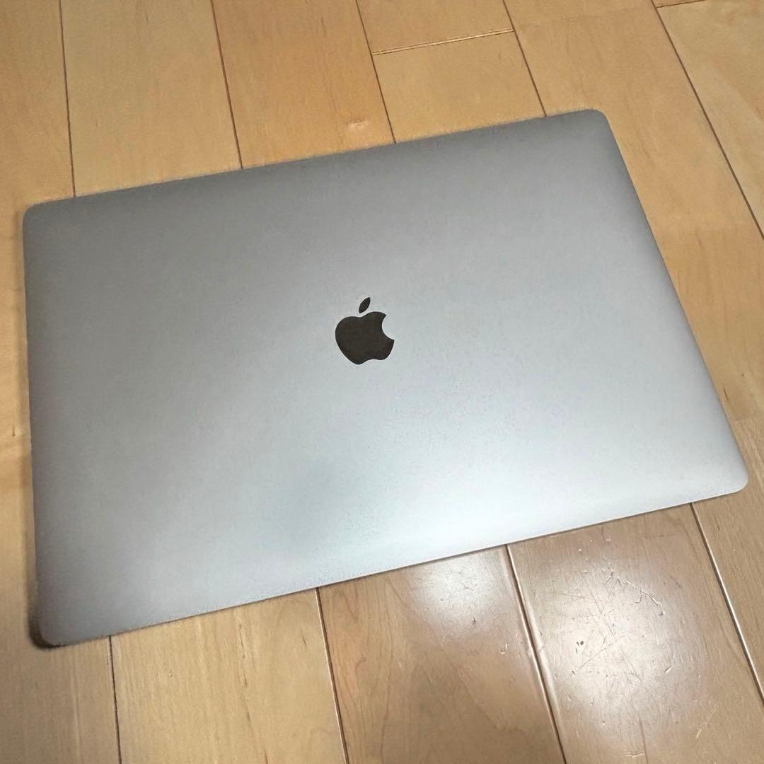 16インチ MacBook Pro intel最終モデル