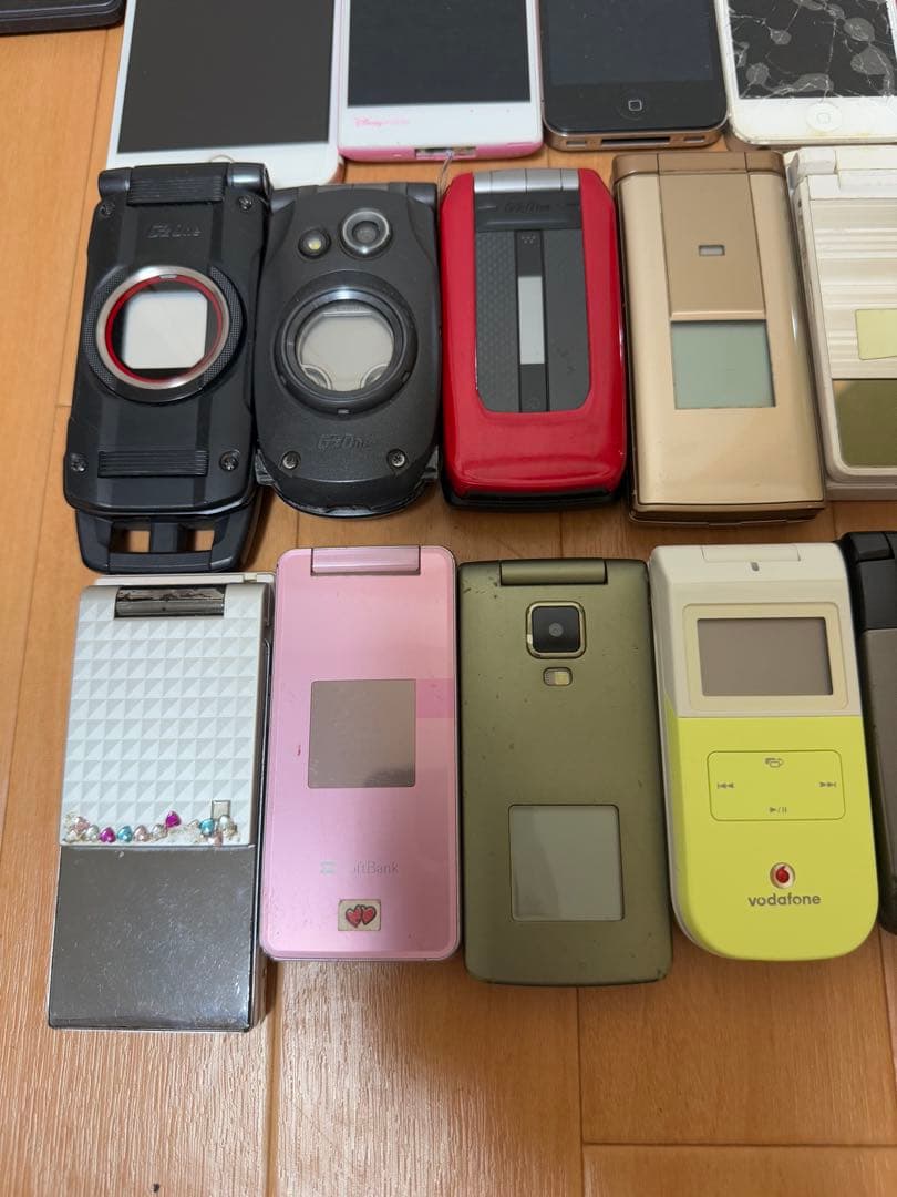 ガラケー スマホ タブレット　携帯電話 Wi-Fi 30台まとめ売り ジャンク