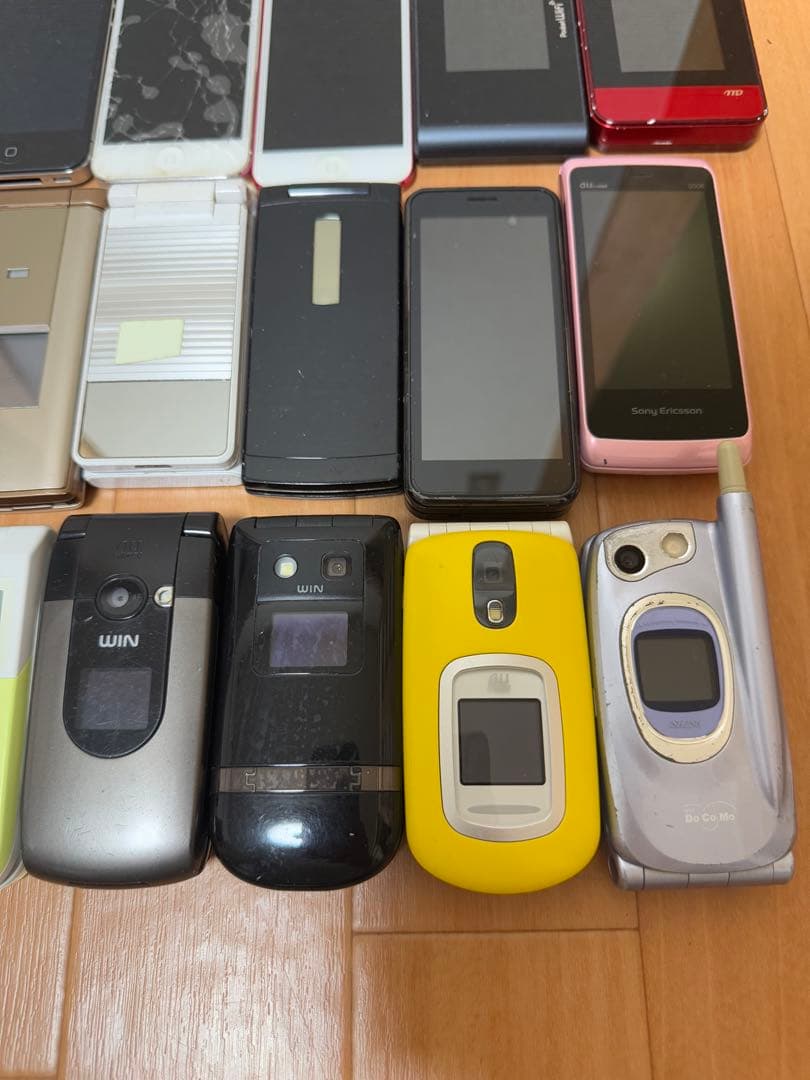 ガラケー スマホ タブレット　携帯電話 Wi-Fi 30台まとめ売り ジャンク
