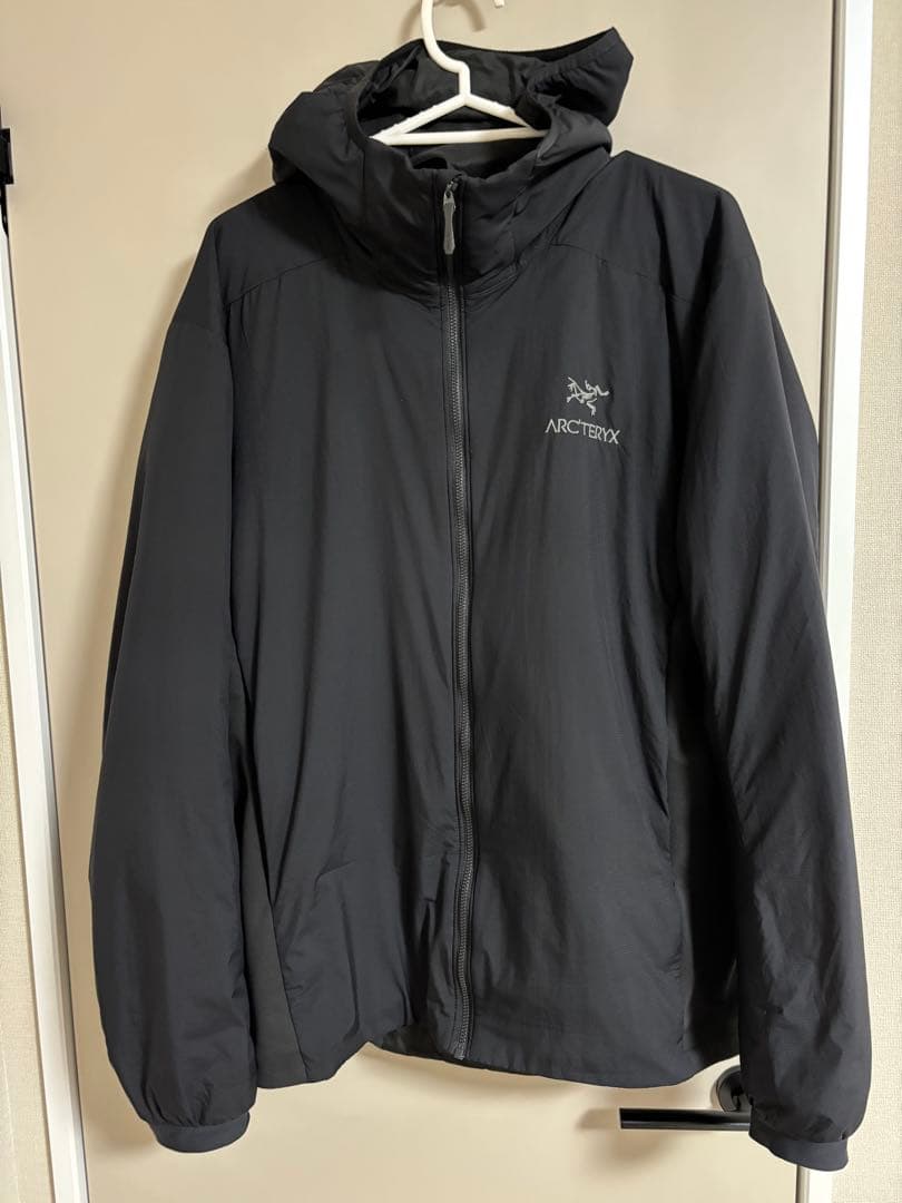 アークテリクス　アトムフーディ　ブラック　Lサイズ　メンズ