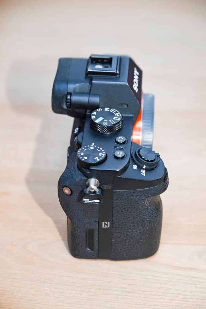 ふ*ぁ様 【SONY ソニー】α7II ボディ ILCE-7M2 ミラーレス一眼