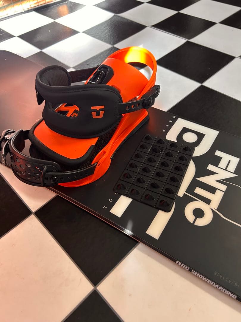 スノーボード FNTC DCC unionSTR