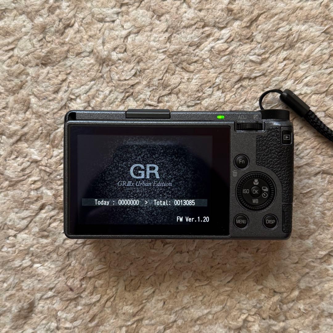 【美品】RICOH GR IIIx Urban Edition予備電池・ケース付