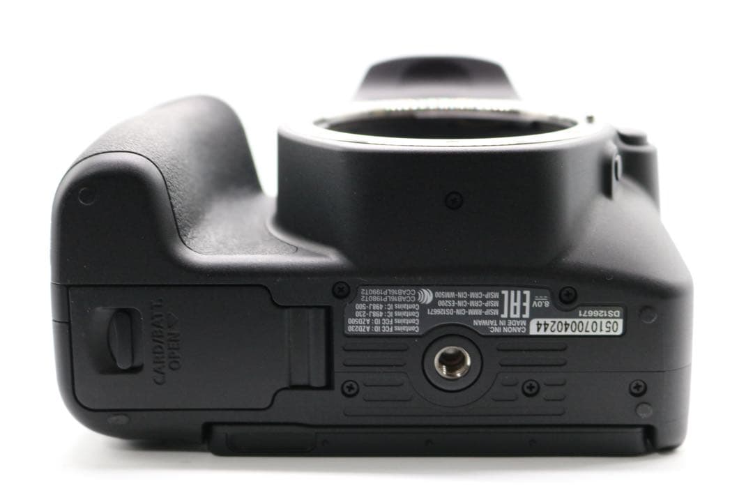 超美品 【Canon EOS Kiss X9 トリプルレンズセット】 安心保証◎