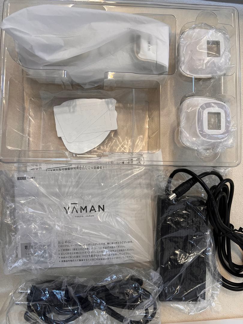 新モデル　ヤーマン　レイボーテクールプロ　脱毛器