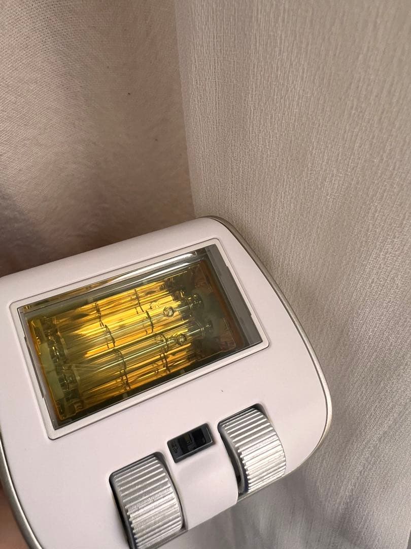 新モデル　ヤーマン　レイボーテクールプロ　脱毛器