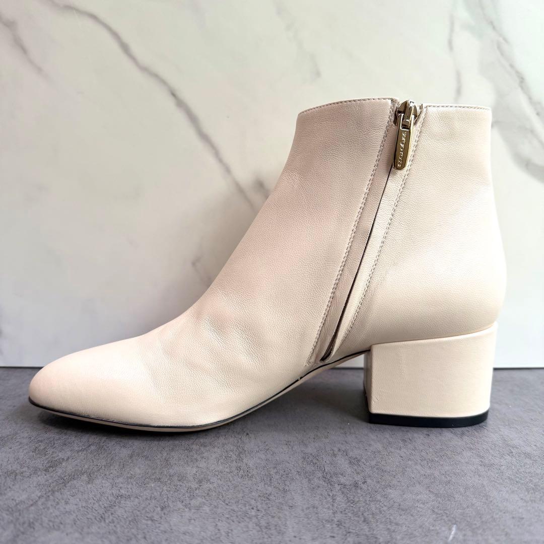 美品 Sergio Rossi セルジオロッシ アンクルブーツ 39 アイボリー