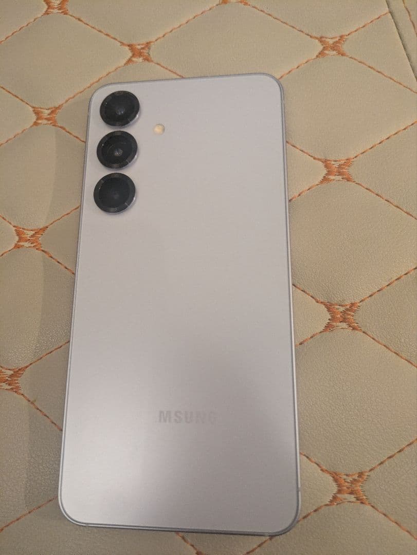 ほぼ新品 Samsung Galaxy S25 本体 SIMフリー