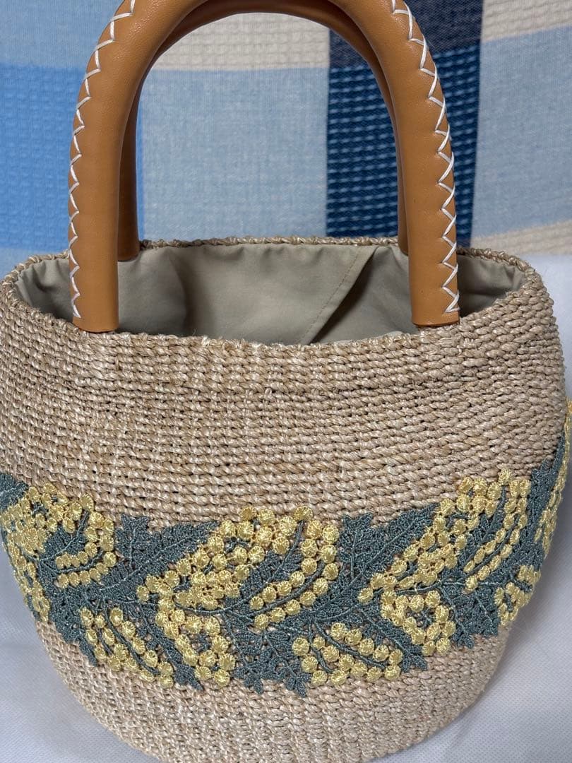 近沢レース ／ラウンド（ミモザ）