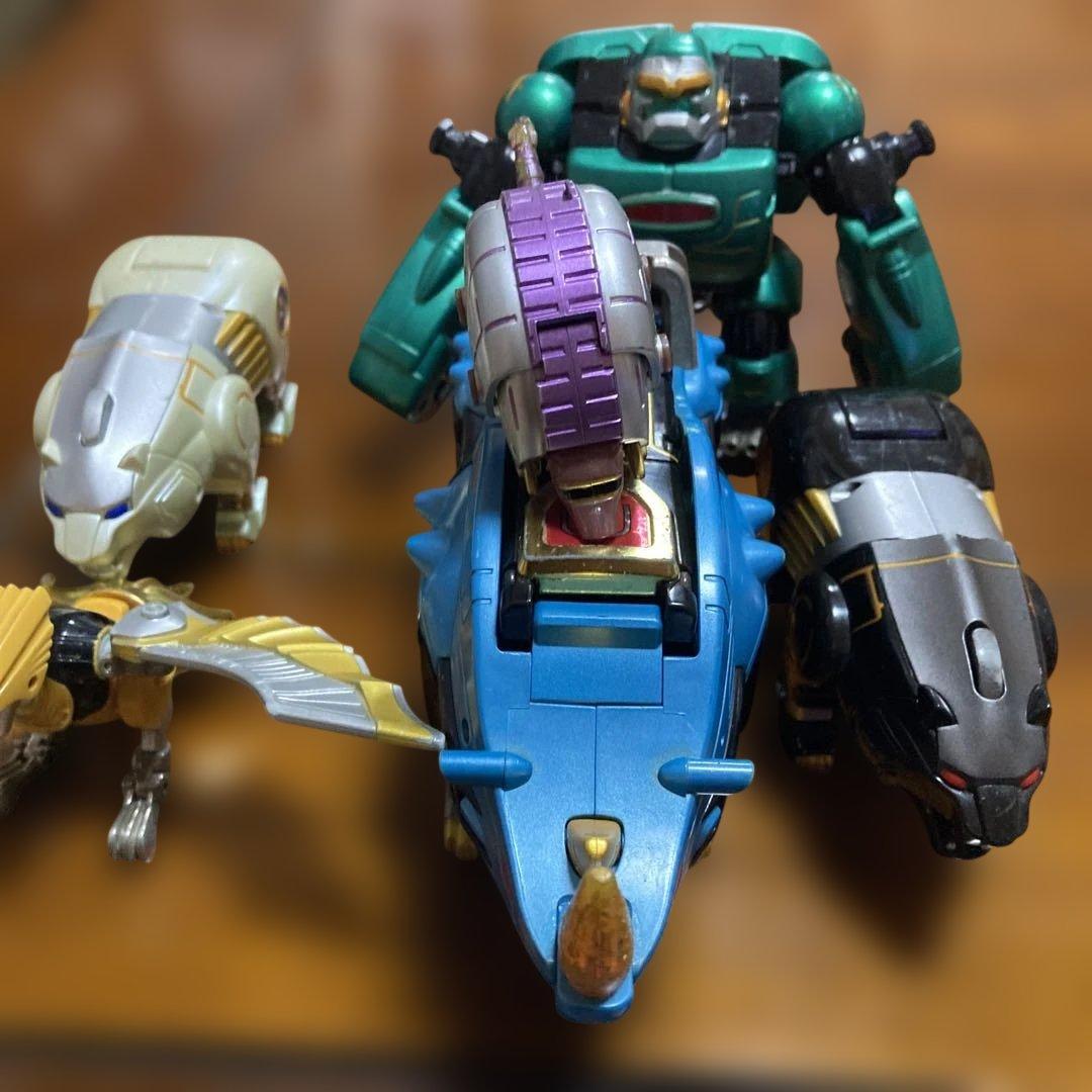 百獣戦隊ガオレンジャー　DX超合金 ガオマッスルストライカー