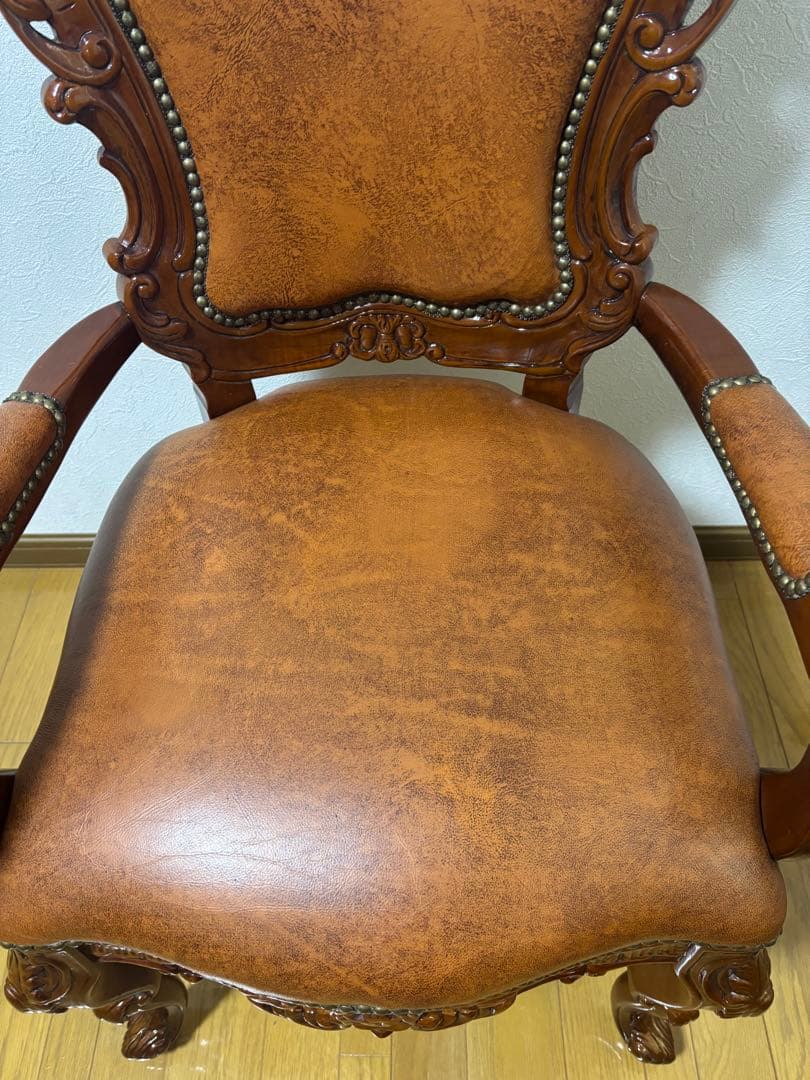 革張アンティークチェア 肘掛け付 古録展 送料無料⓵