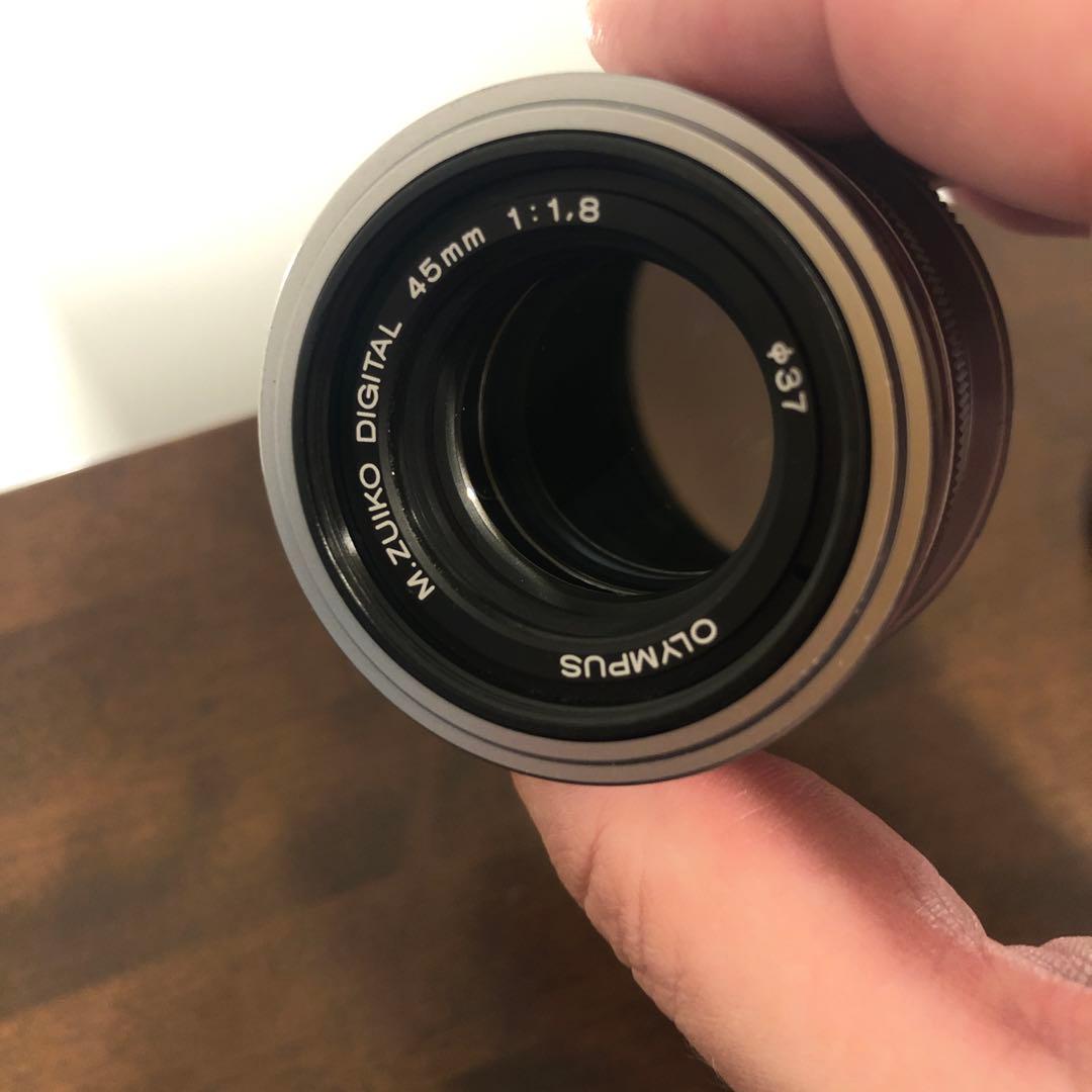 OLYMPUS 45mm F1.8 レンズ