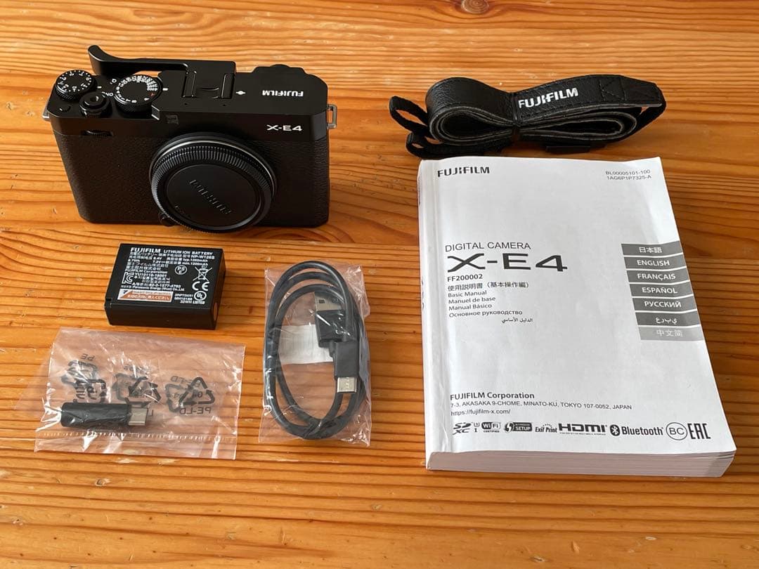 【美品】FUJIFILM X-E4 ボディ