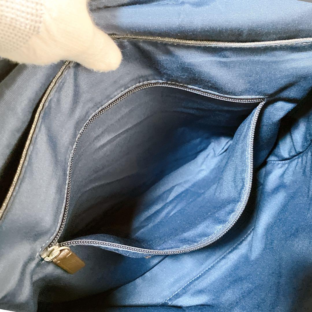 コーチ 大容量 A4収納可 斜め掛け可 デニム メッセンジャーバッグ ネイビー