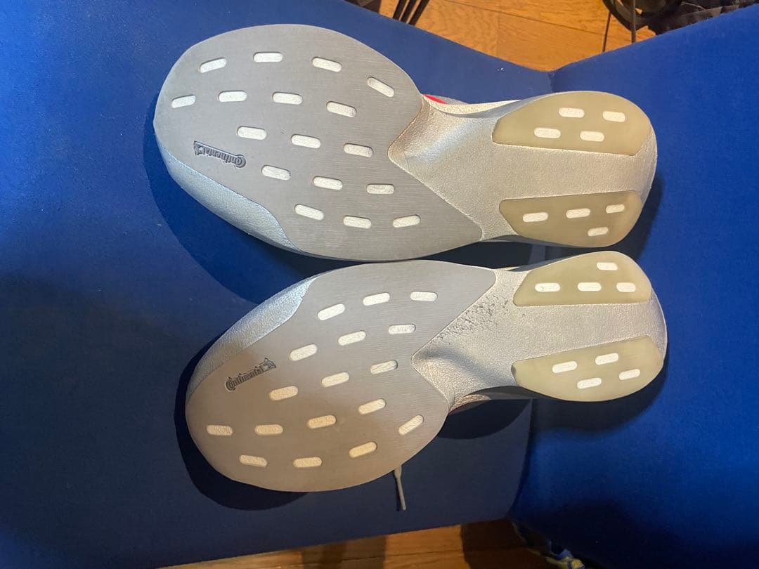 k*k様 adidas evo sl 26.5ランニングシューズ グレー/レッド