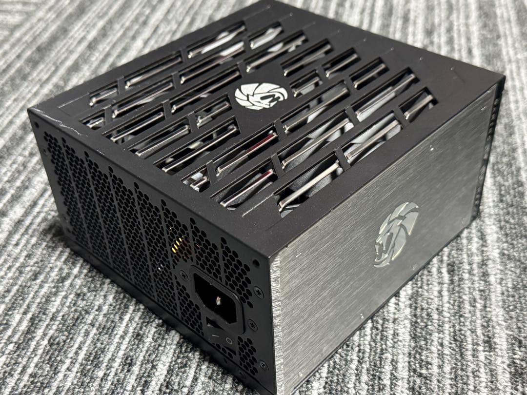 電源ユニット GAMEMAX LION CORE 1200W 80+ Platinum